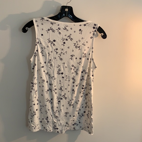 White Business Casual Tank - Picture 2 of 2